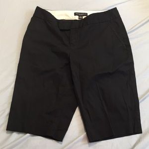 Black shorts in Ryan Fit